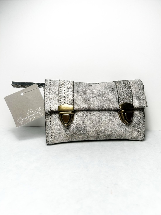 Schuler & Sons Handbags - Schuler & Sons Philadelphia Distressed Lamb Leather Clutch for Anthropologie NWT